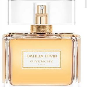 Givenchy Dahlia Divin Eau de Parfum